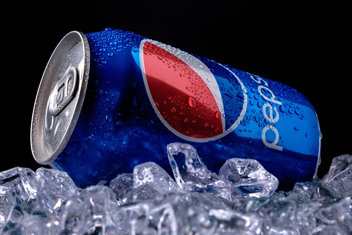 Can of Pepsi with ice